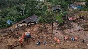  മനുഷ്യശരീരങ്ങള്‍ക്കായി നടത്തുന്ന തിരിച്ചിലിനിടെ മോഷണവും; ദുരന്തമുഖത്ത് കര്‍ശന നിരീക്ഷണം ഏര്‍പ്പെടുത്തി പോലീസ്