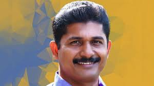  എൽഡിഎഫിന്റെ സർപ്രൈസ്; പാർട്ടി ചിഹ്നത്തിൽ തന്നെ മത്സരിക്കും; നിലമ്പൂരിൽ എം സ്വരാജ് സ്ഥാനാർഥി