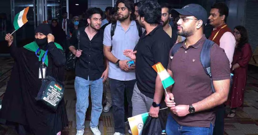 ഇന്ത്യൻ വിദ്യാർത്ഥികളുമായി ഇറാനിൽ നിന്നുള്ള ആദ്യ വിമാനം ഡൽഹിയിലെത്തി